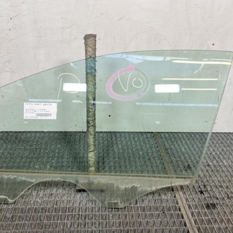 Vitre avant gauche VOLKSWAGEN POLO 5 Photo n°1