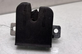 Serrure de coffre VOLKSWAGEN POLO 4 Photo n°1