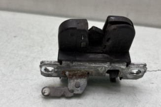 Serrure de coffre VOLKSWAGEN POLO 4