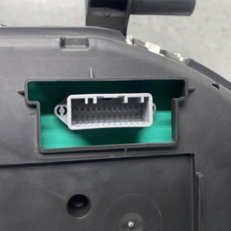 Compteur RENAULT CLIO 3 Photo n°4