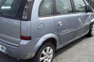 Renfort pare choc avant (traverse) OPEL MERIVA A