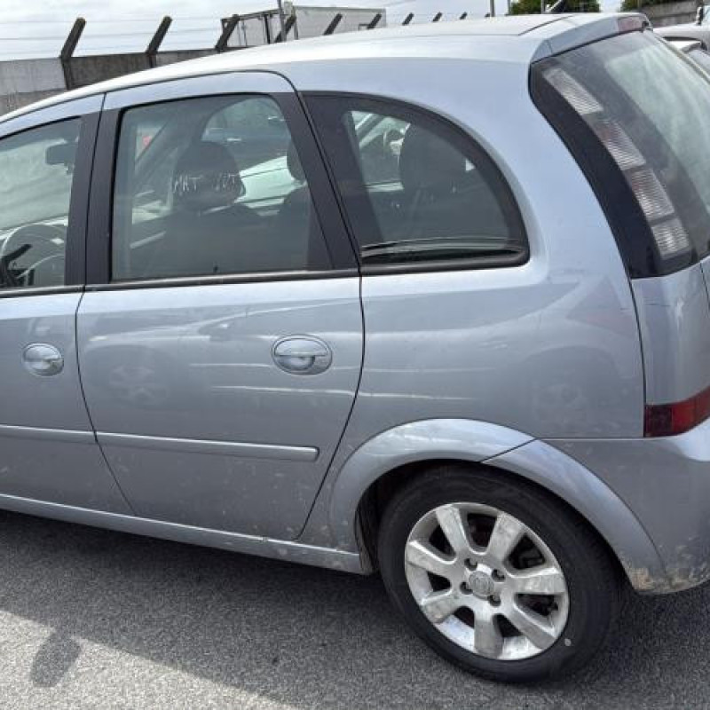 Renfort pare choc avant (traverse) OPEL MERIVA A Photo n°9