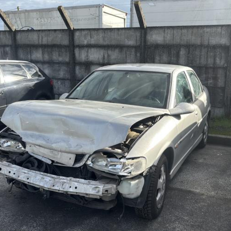 Leve vitre electrique avant gauche OPEL VECTRA B Photo n°7