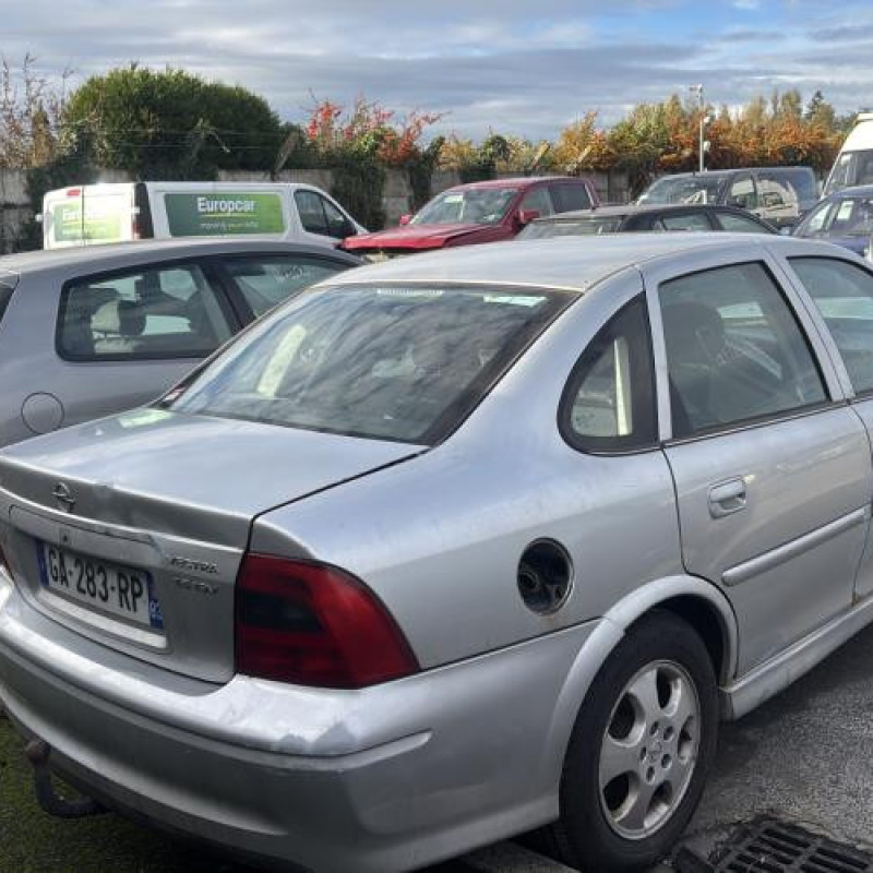 Leve vitre electrique avant gauche OPEL VECTRA B Photo n°9