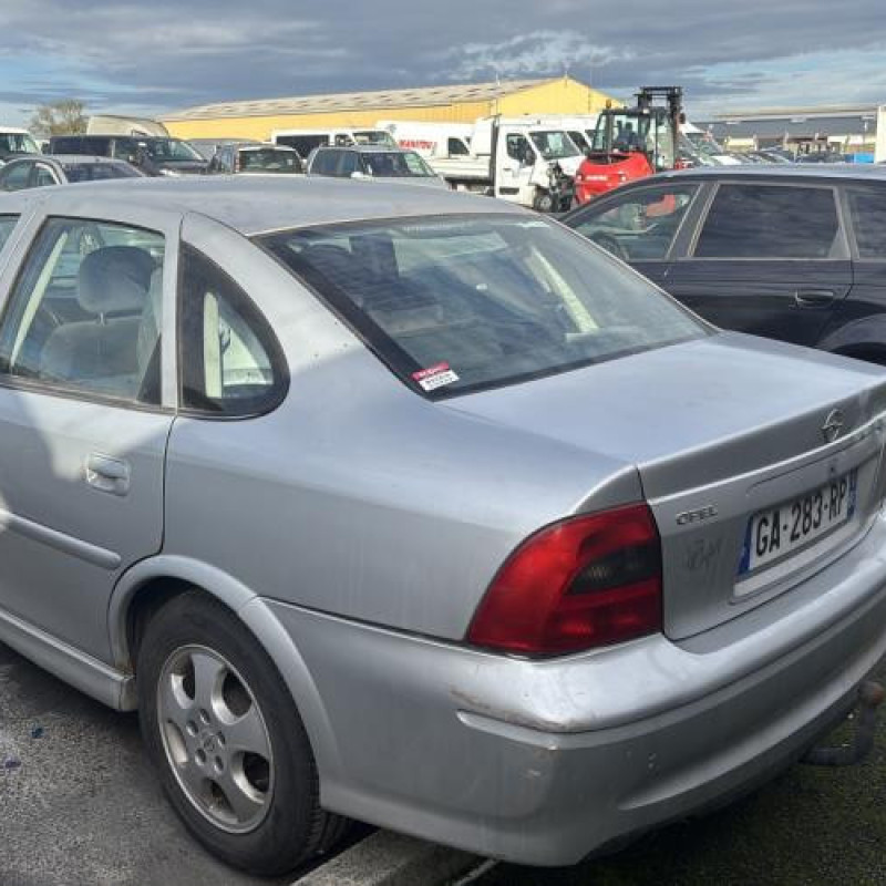 Leve vitre electrique avant gauche OPEL VECTRA B Photo n°10