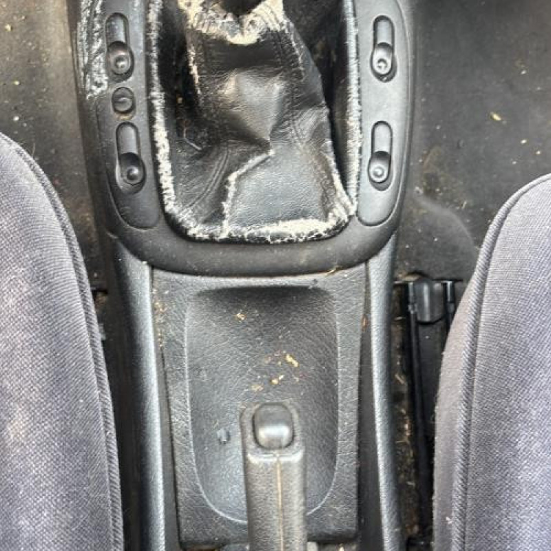 Leve vitre electrique avant gauche OPEL VECTRA B Photo n°20