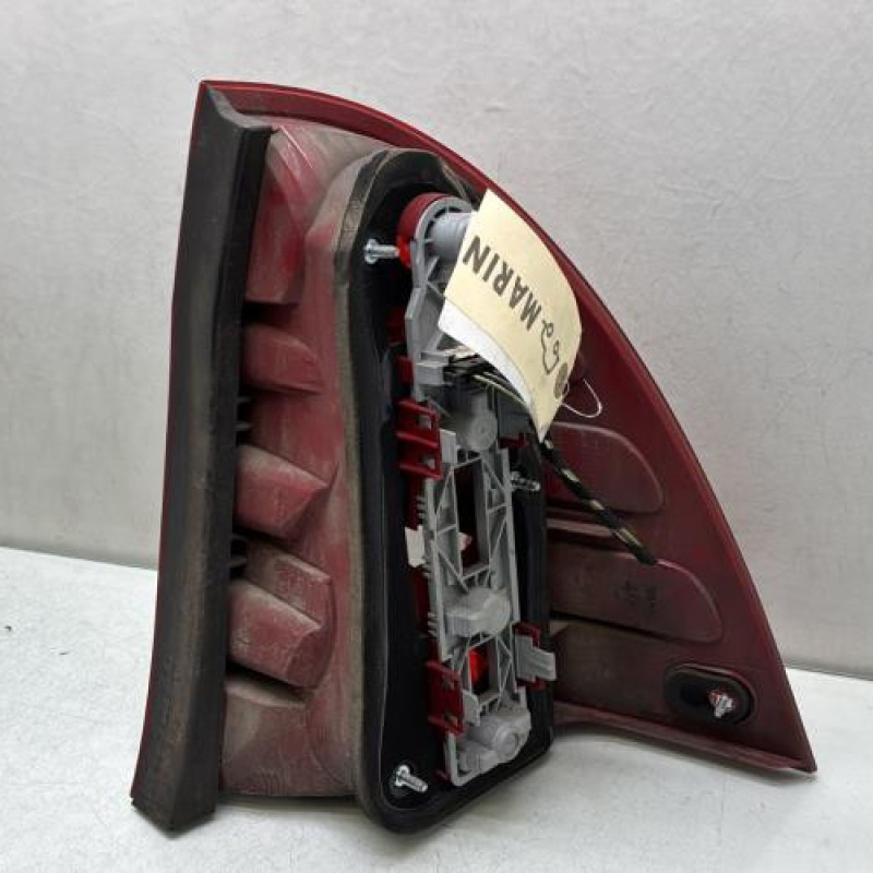 Feu arriere principal gauche (feux) MERCEDES CLASSE C 203 Photo n°2