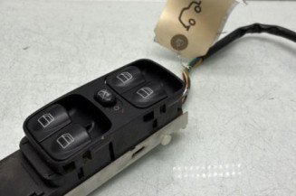 Interrupteur de leve vitre avant gauche MERCEDES CLASSE C 203 Photo n°1