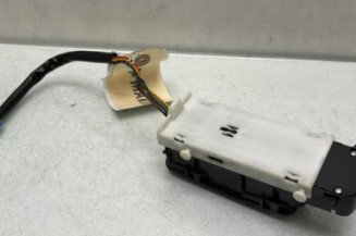 Interrupteur de leve vitre avant gauche MERCEDES CLASSE C 203