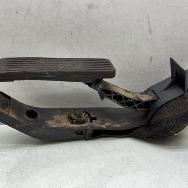 Pedale d'accelerateur MERCEDES CLASSE C 203 Photo n°1