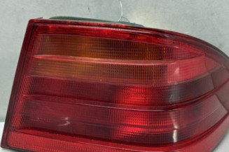 Feu arriere principal droit (feux) MERCEDES CLASSE E 210 Photo n°1