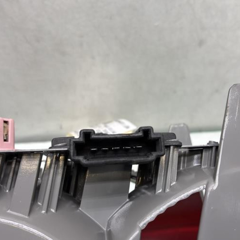 Feu arriere principal droit (feux) MERCEDES CLASSE E 210 Photo n°4