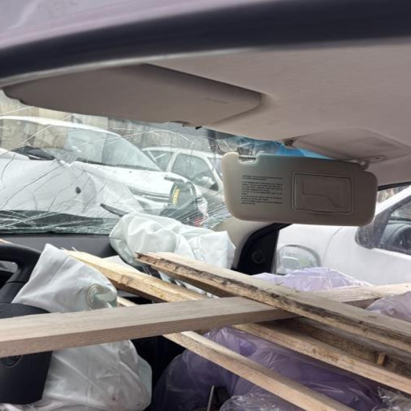 Feu arriere stop central HYUNDAI GETZ Photo n°16