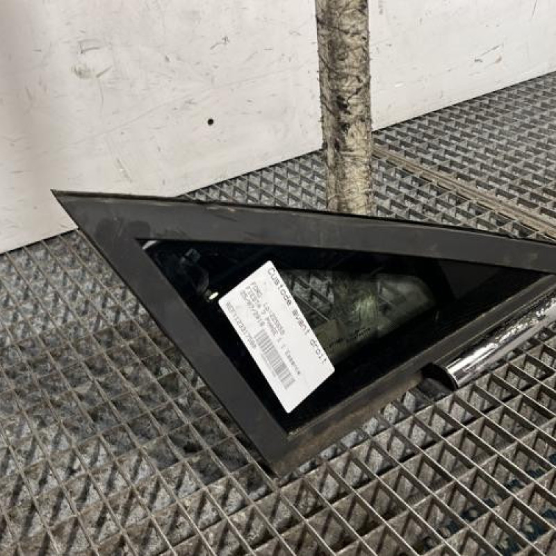 Custode avant droit FORD FIESTA 7 Photo n°2