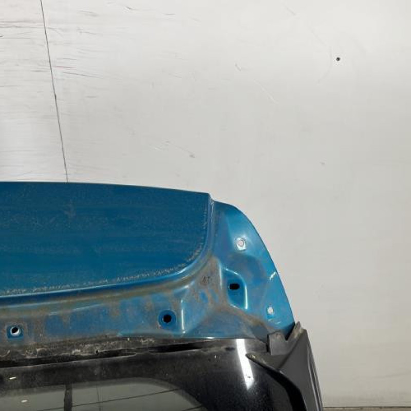 Malle/Hayon arriere FORD FIESTA 7 Photo n°3