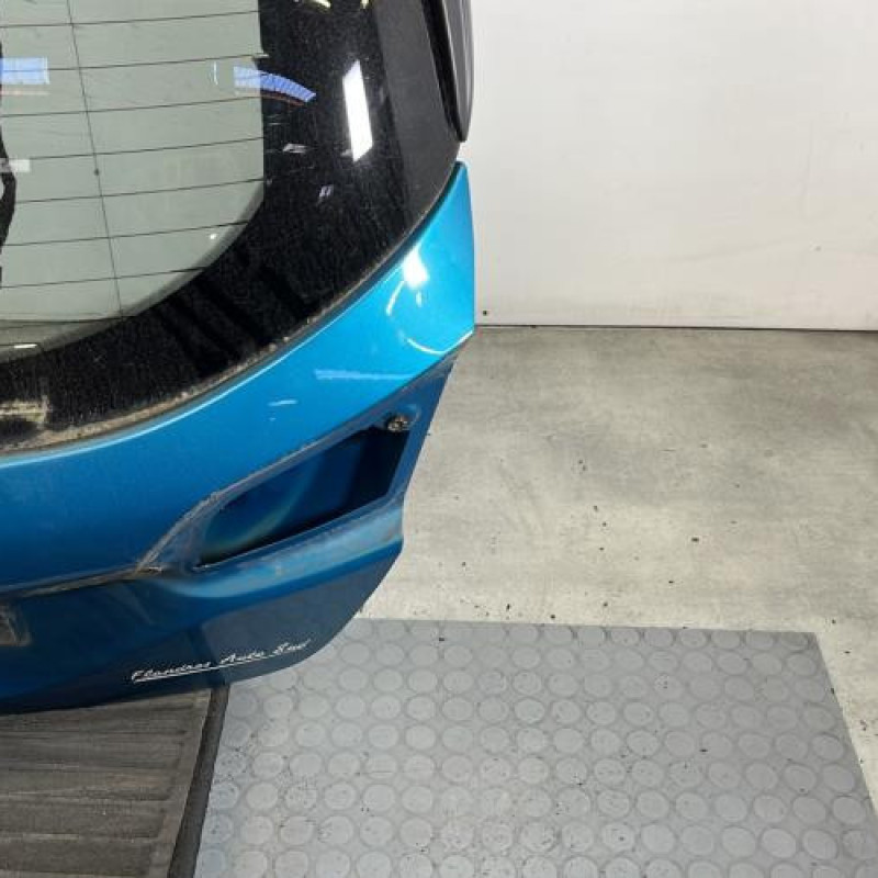 Malle/Hayon arriere FORD FIESTA 7 Photo n°4