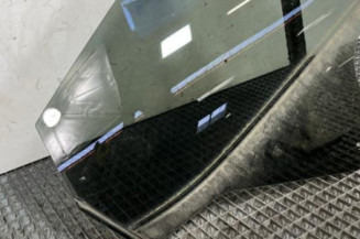 Vitre arriere droit FORD FIESTA 7