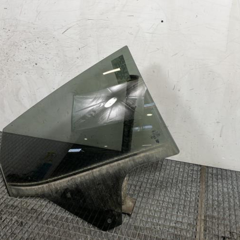 Vitre arriere droit FORD FIESTA 7 Photo n°3