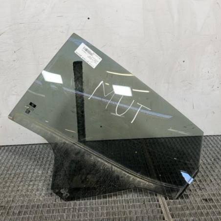 Vitre arriere gauche FORD FIESTA 7 Photo n°1