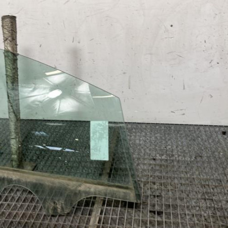 Vitre avant droit FORD FIESTA 7