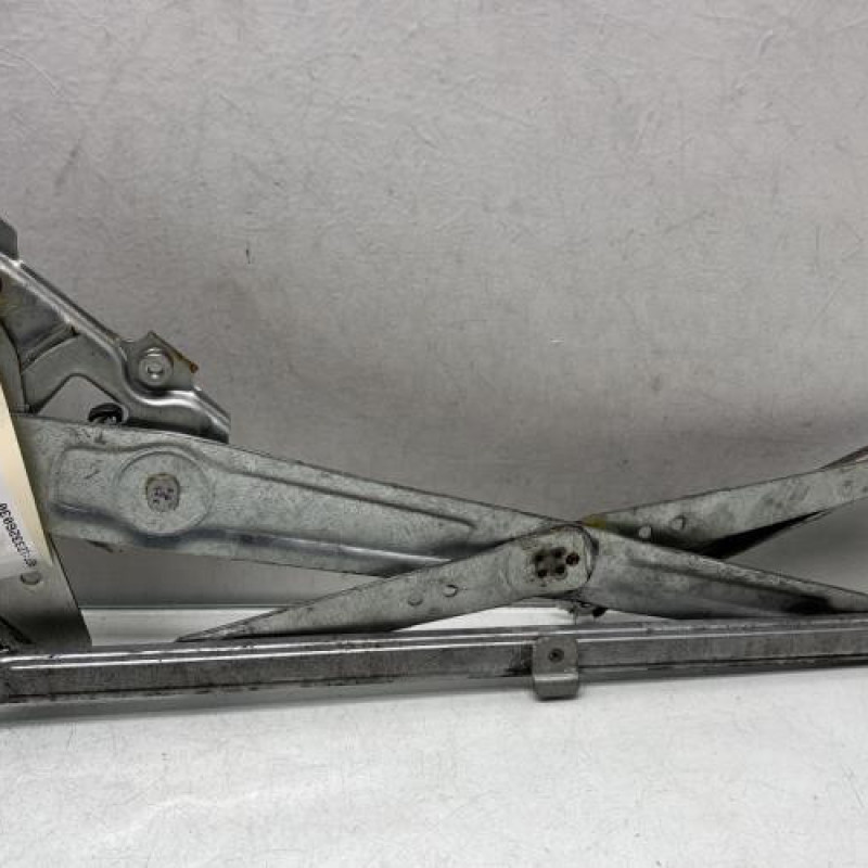Leve vitre mecanique avant droit OPEL AGILA B Photo n°1