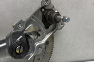 Leve vitre mecanique avant droit OPEL AGILA B