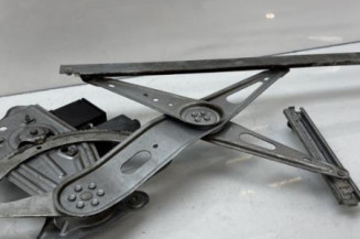 Leve vitre electrique avant droit RENAULT MEGANE 3