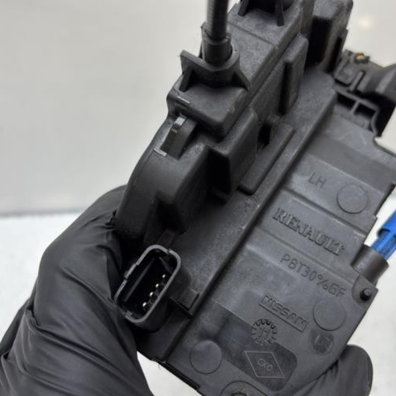 Serrure avant gauche RENAULT MEGANE 3 Photo n°5