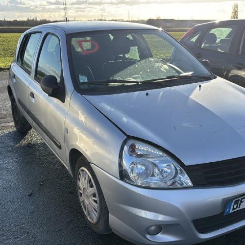 Optique avant principal droit (feux)(phare) RENAULT CLIO 2 CAMPUS Photo n°8