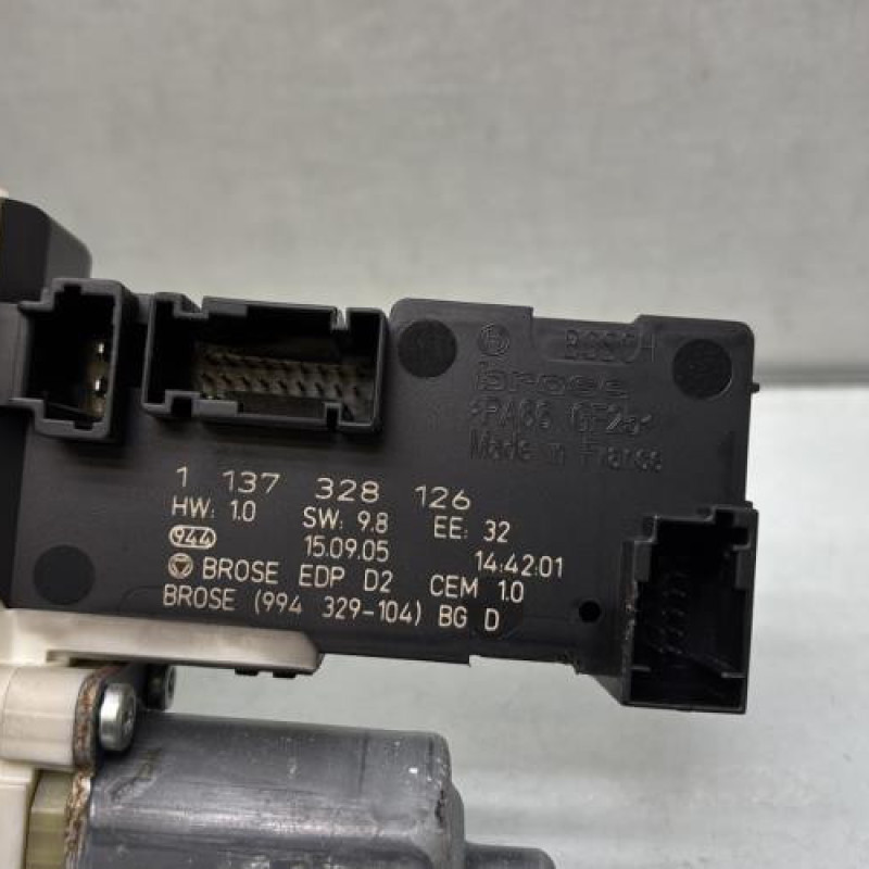 Leve vitre electrique avant droit PEUGEOT 407 Photo n°5