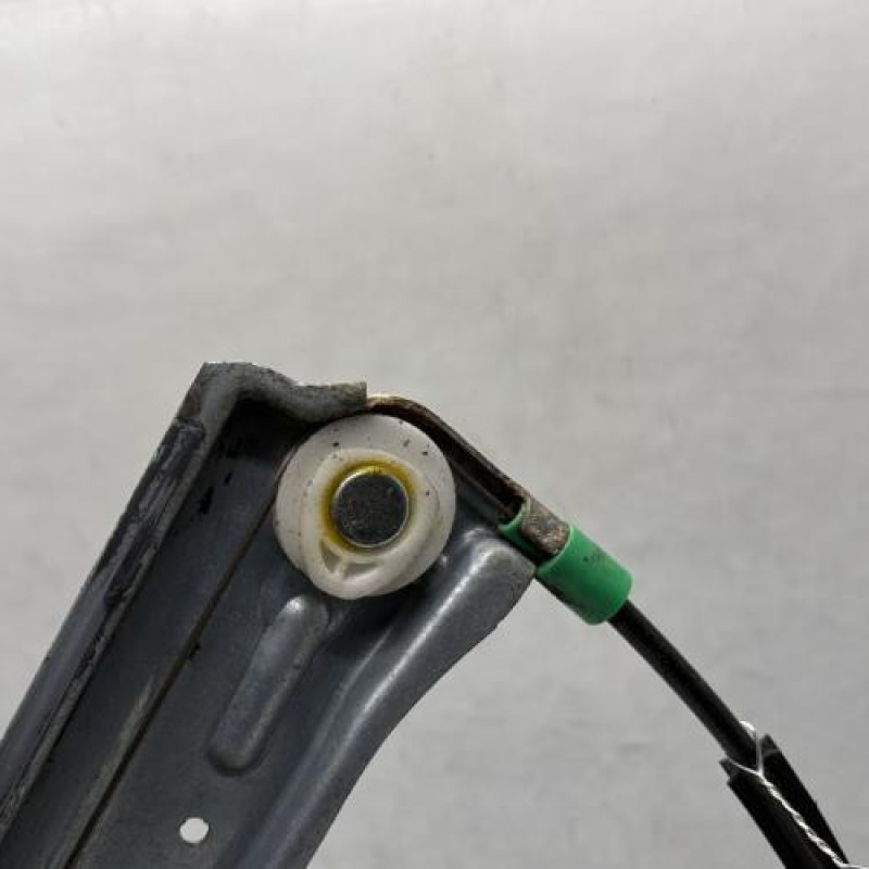 Leve vitre electrique avant gauche PEUGEOT 407 Photo n°4