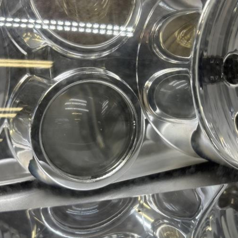 Optique avant principal droit (feux)(phare) VOLKSWAGEN GOLF 4 Photo n°2