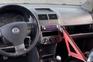 Cremaillere assistee VOLKSWAGEN POLO 4