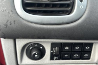 Vitre avant gauche CITROEN XSARA PICASSO