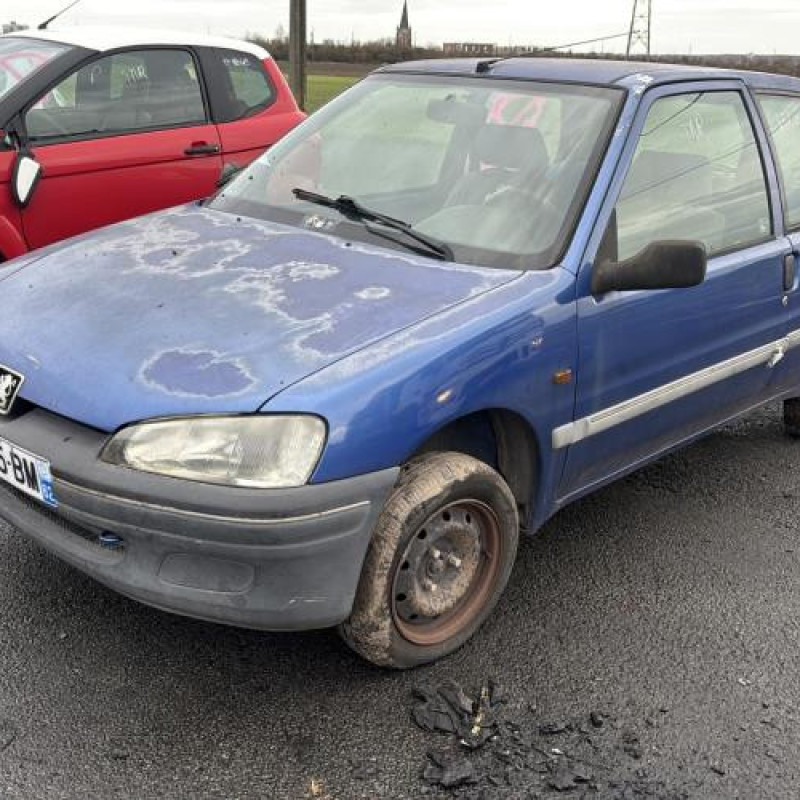 Feu arriere principal droit (feux) PEUGEOT 106 Photo n°4