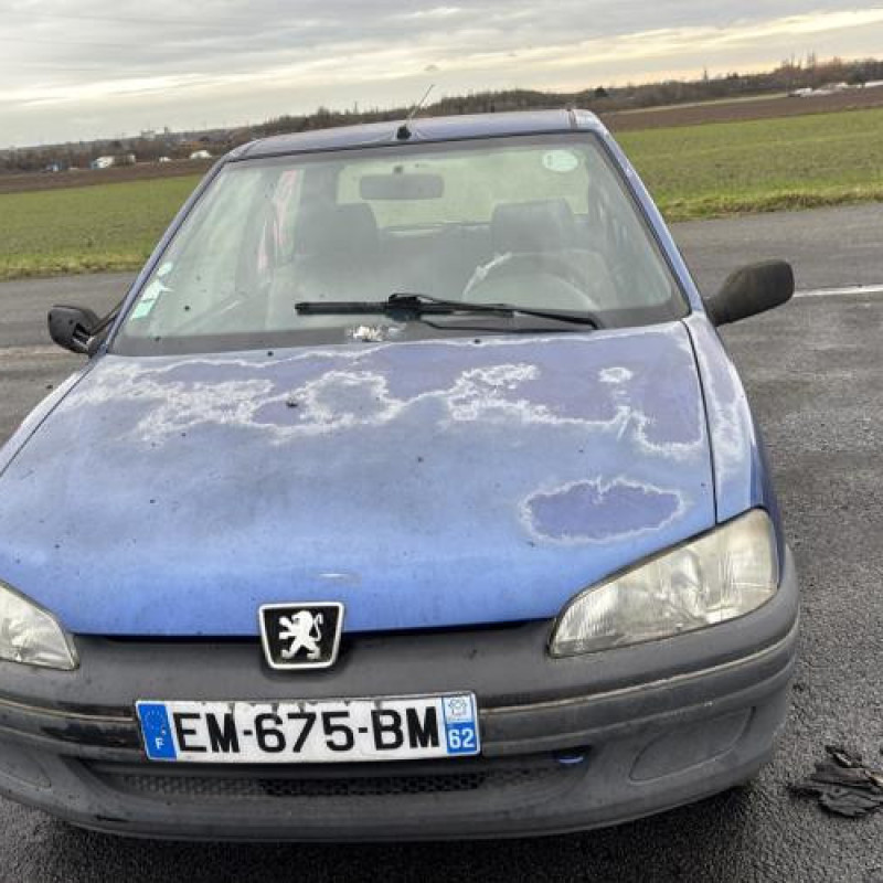 Feu arriere principal droit (feux) PEUGEOT 106 Photo n°5