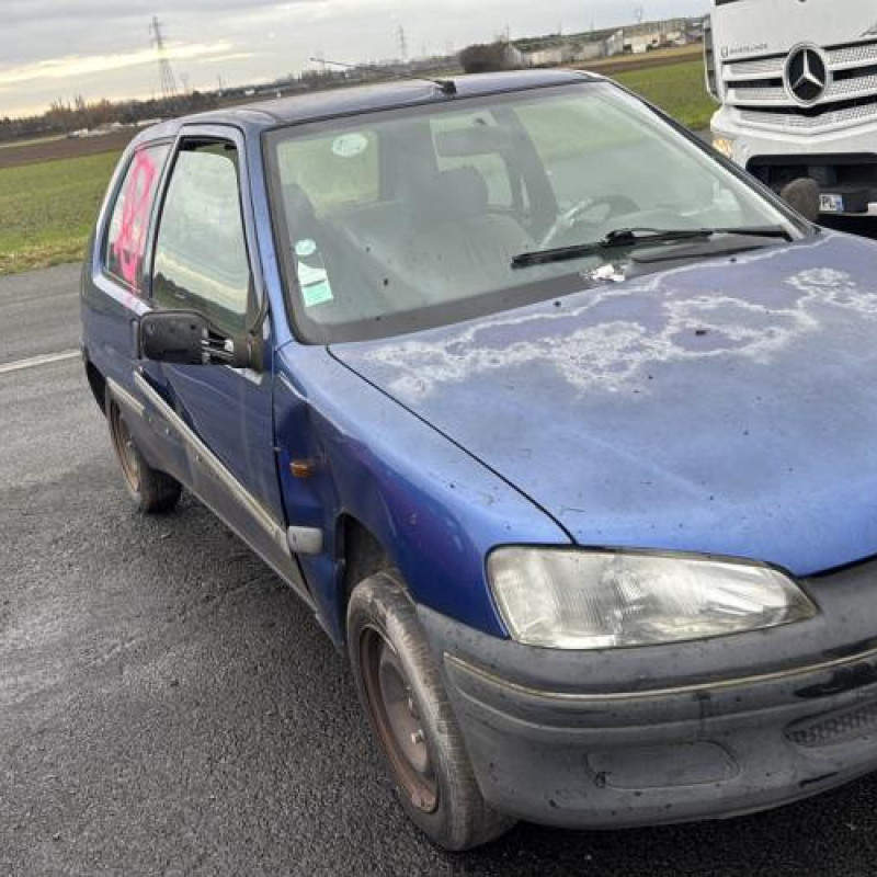 Feu arriere principal droit (feux) PEUGEOT 106 Photo n°6