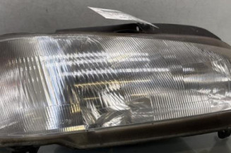 Optique avant principal droit (feux)(phare) PEUGEOT 106 Photo n°1