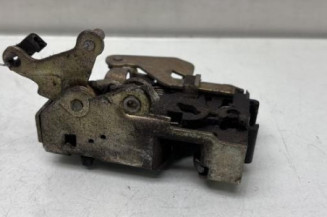 Serrure arriere gauche PEUGEOT 106