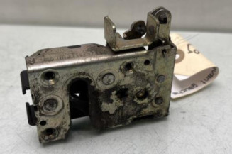 Serrure avant gauche PEUGEOT 106