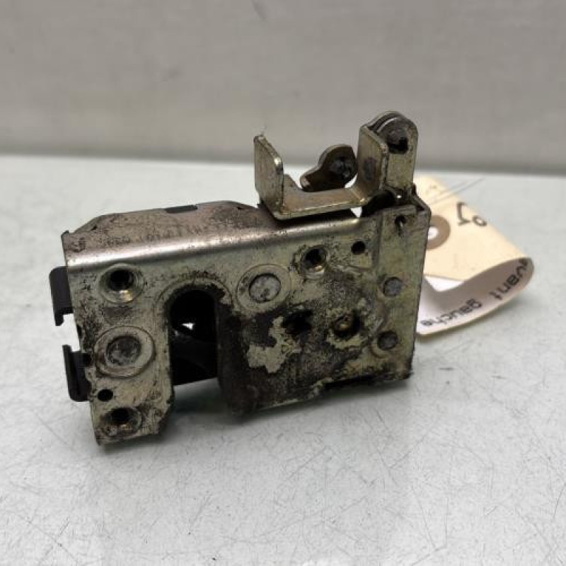 Serrure avant gauche PEUGEOT 106 Photo n°4