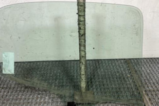 Vitre arriere gauche PEUGEOT 206+