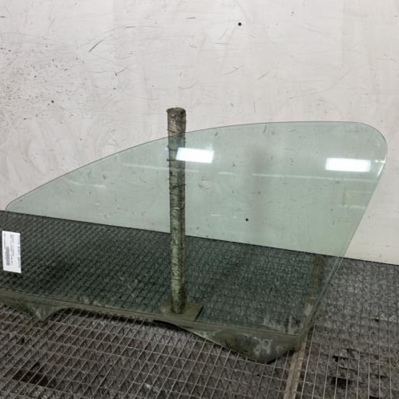 Vitre avant gauche PEUGEOT 206+ Photo n°3