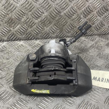 Etrier avant droit (freinage) PEUGEOT 205 Photo n°1