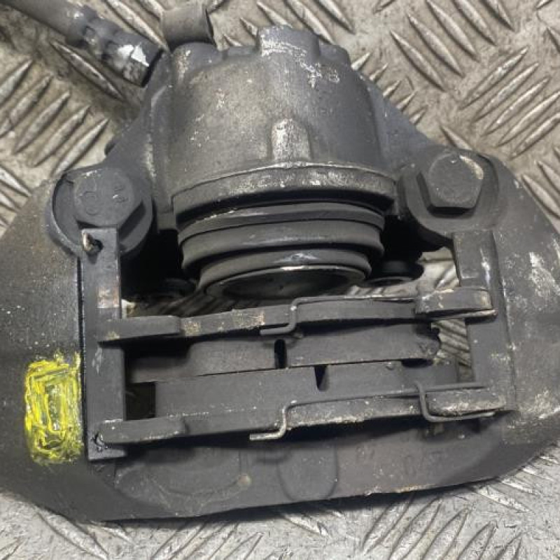 Etrier avant gauche (freinage) PEUGEOT 205 Photo n°2