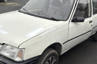 Etrier avant gauche (freinage) PEUGEOT 205