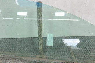 Vitre avant gauche PEUGEOT 307 Photo n°1