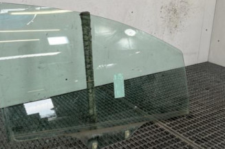 Vitre avant gauche PEUGEOT 307