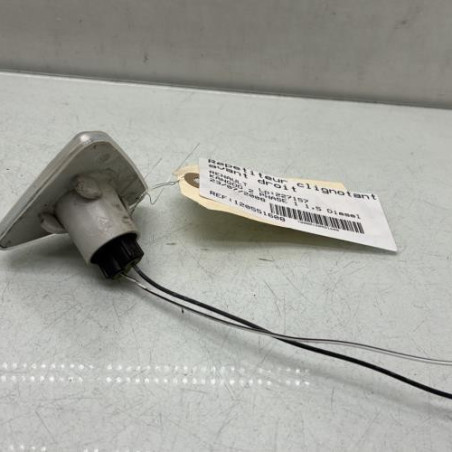 Repetiteur clignotant avant droit  (Feux) RENAULT KANGOO 2
