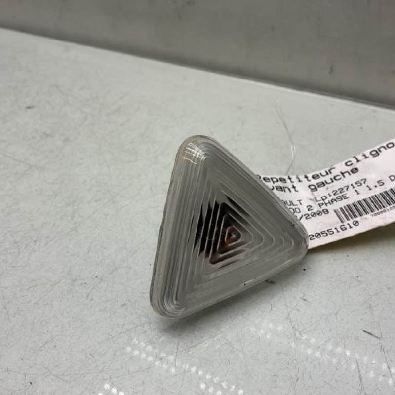 Repetiteur clignotant avant gauche (Feux) RENAULT KANGOO 2 Photo n°1